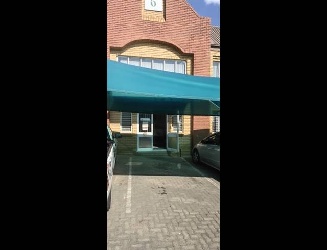 478M² WAREHOUSE TO LET IN SUNNYROCK